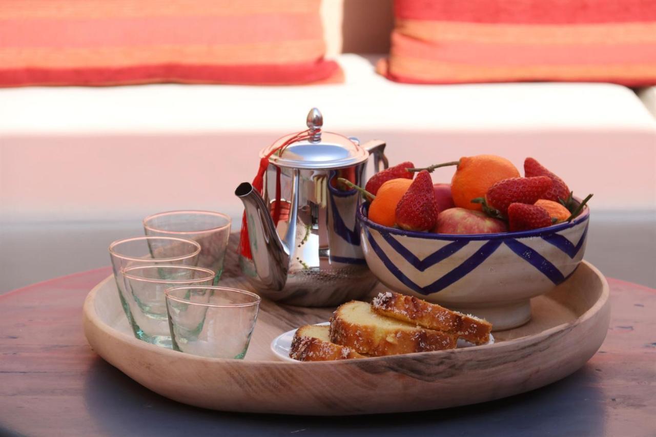 Riad Dar Safi - Privatise Pour 6/8 Pers. - Jacuzzi Marrakesh Bagian luar foto