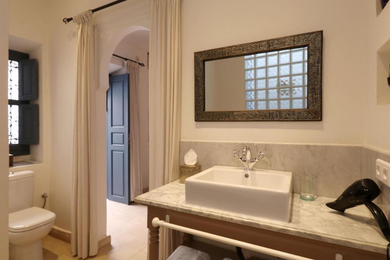 Riad Dar Safi - Privatise Pour 6/8 Pers. - Jacuzzi Marrakesh Bagian luar foto